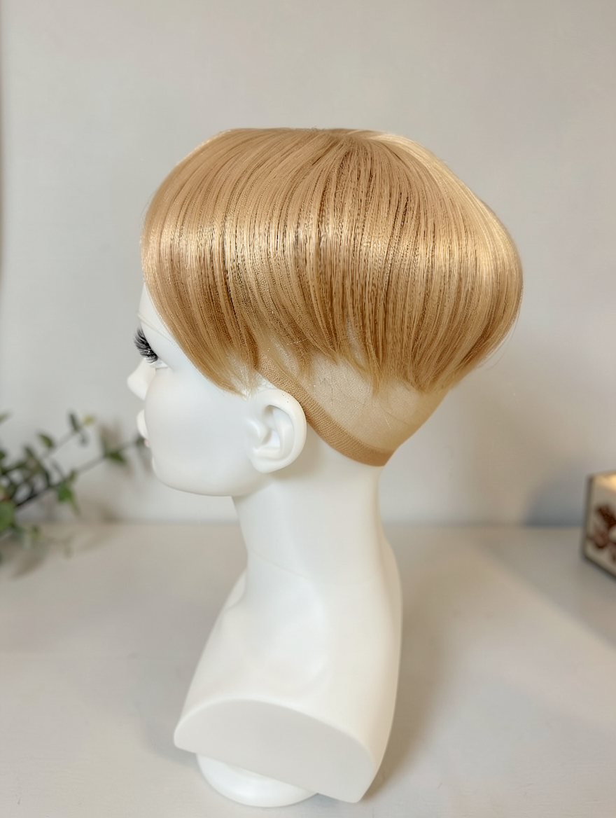 Elodie Synthetic Hair Topper | 6×6 Large Base | Warm Golden Blonde Blend | Heat-Resistant Fiber - Image 4