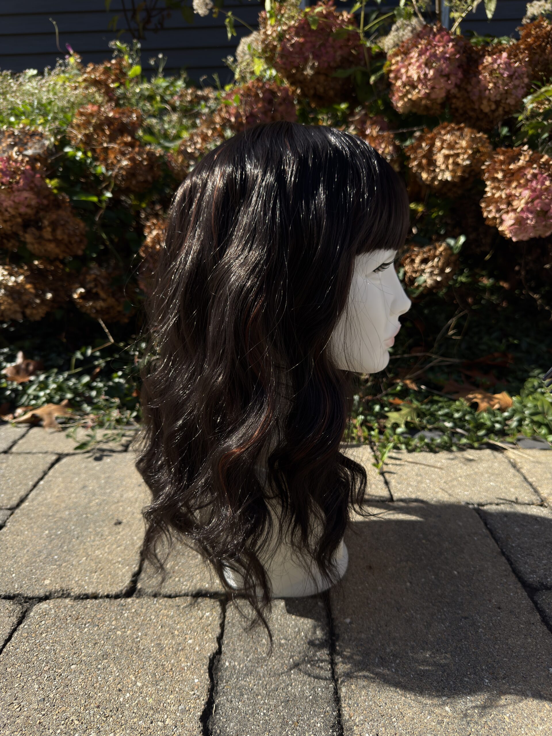 Sabrina โ 16-Inch Layered Wavy Synthetic Wig with Wispy Bangs | Highlighted Dark Brown - Image 3