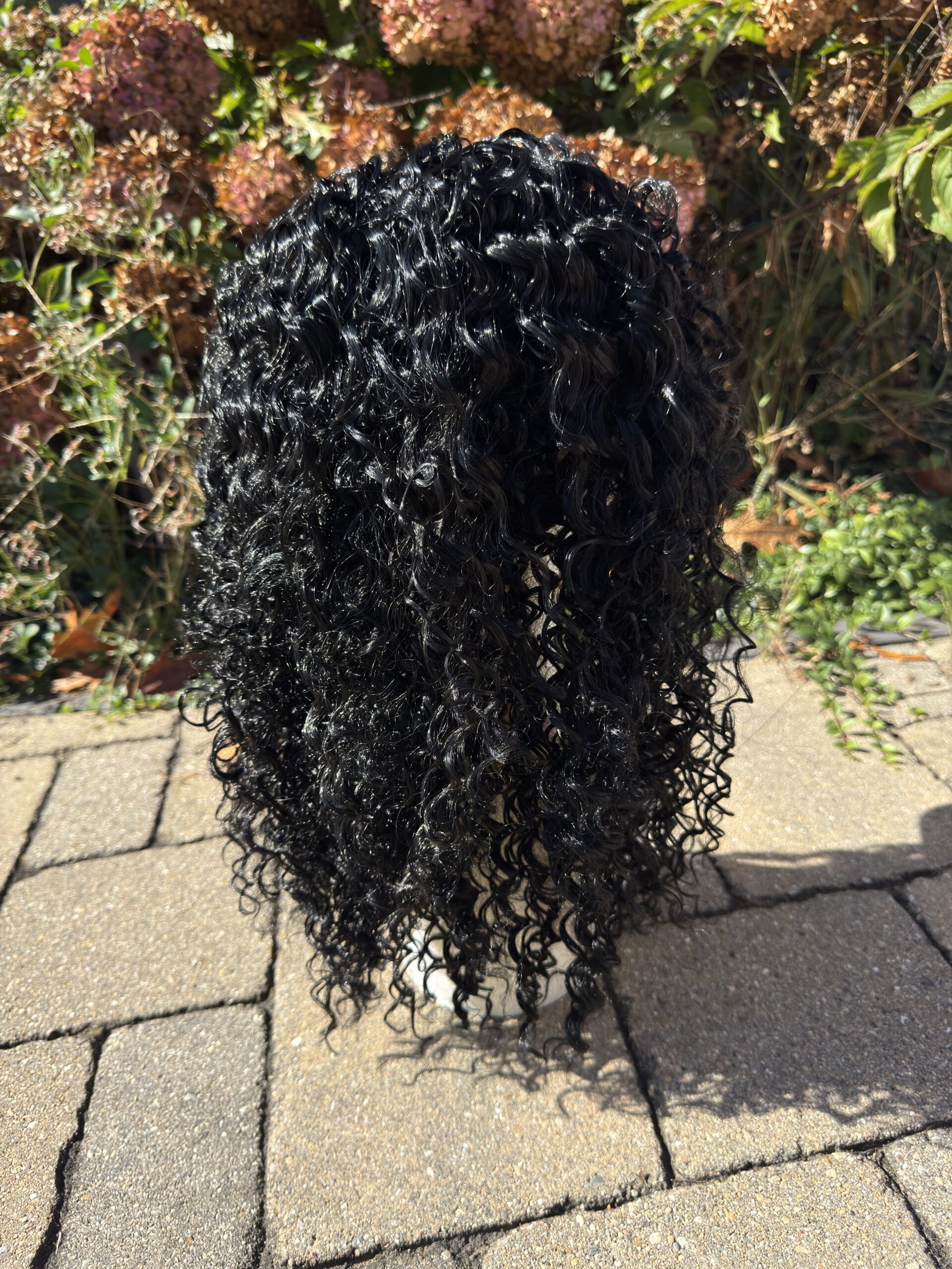 Zaria โ 20-Inch Black Spiral Curly Headband Wig | Synthetic Corkscrew Curls - Image 4